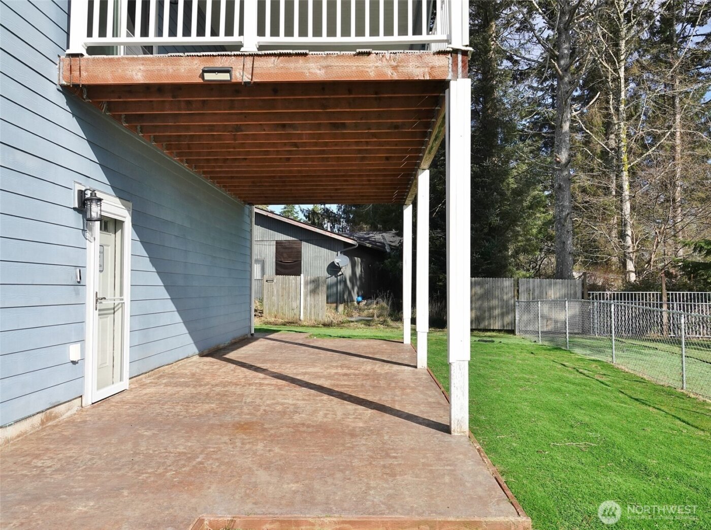 500 Chenois Avenue NE, Ocean Shores, WA 98569