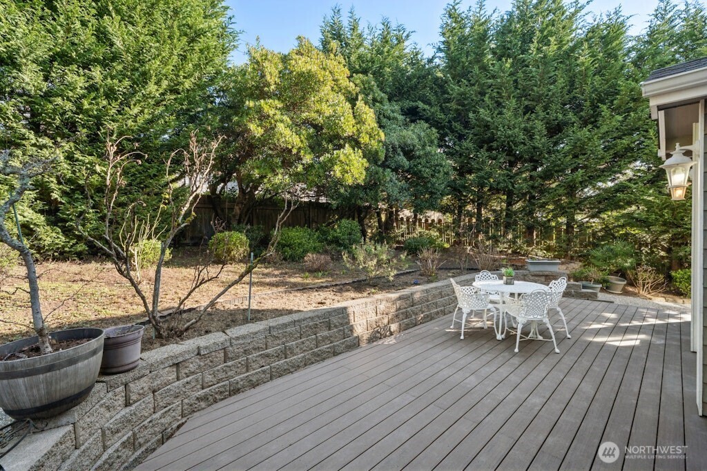 5720 59th Avenue NE, Seattle, WA 98105-2028