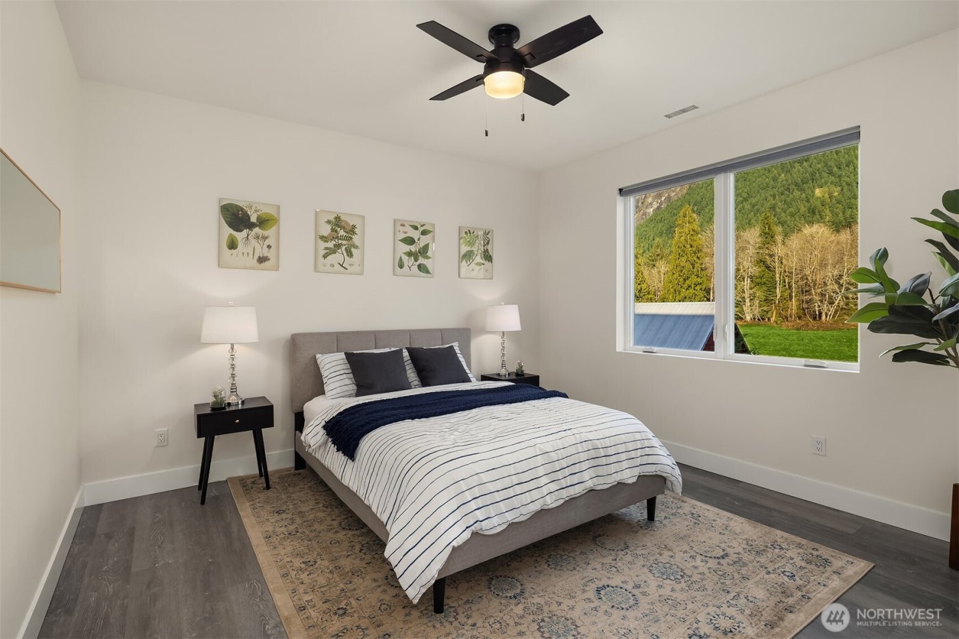 10210 428th Avenue SE, North Bend, WA 98045-9498