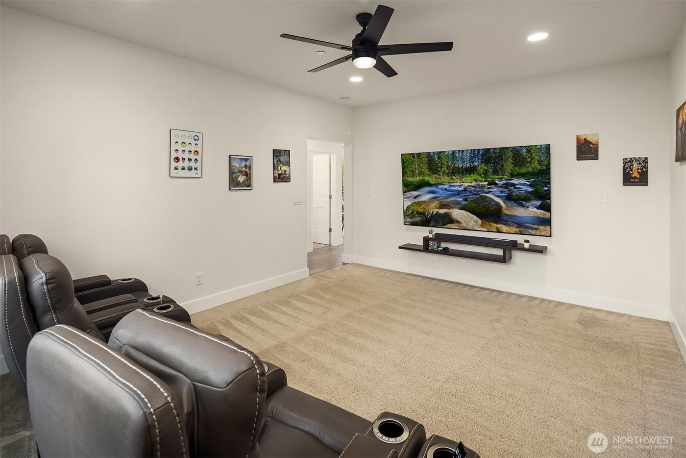 10210 428th Avenue SE, North Bend, WA 98045-9498