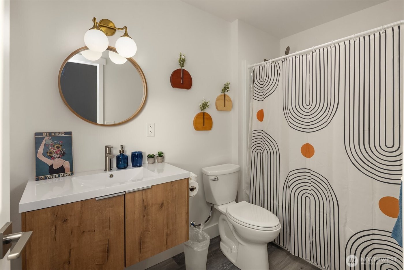 10210 428th Avenue SE, North Bend, WA 98045-9498