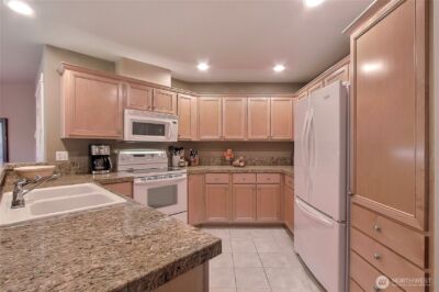 1827 McNeil Circle #3F, Dupont, WA 98327 - Photo 9