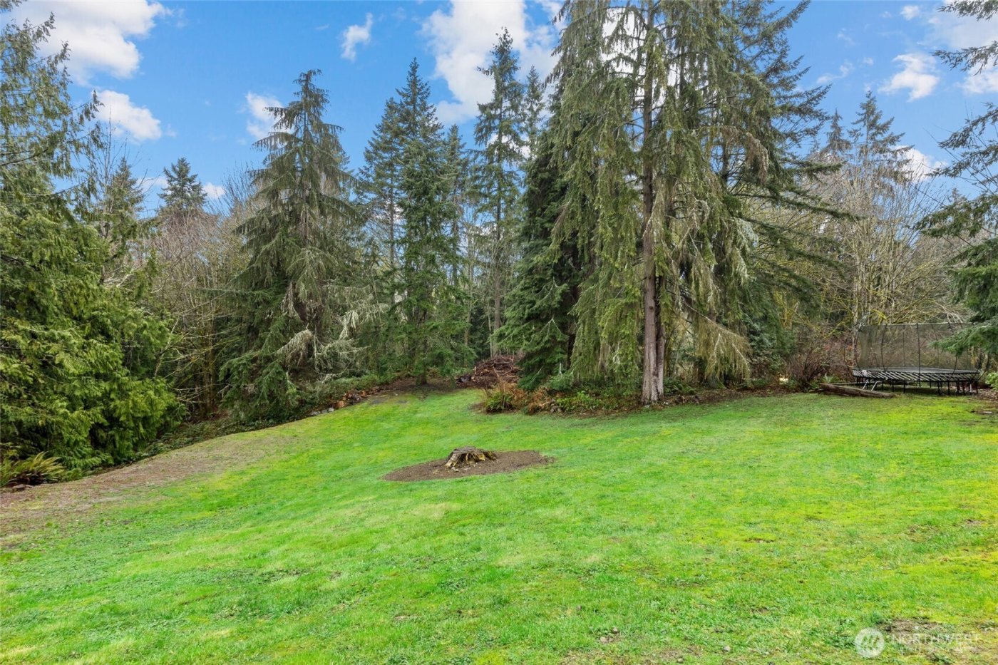 5909 164th Street SW, Lynnwood, WA 98037