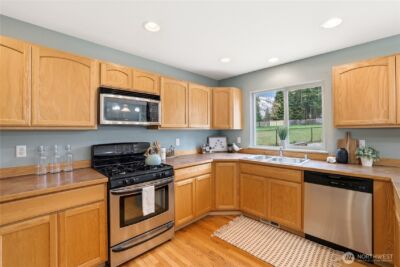 10153 67th Avenue E, Puyallup, WA 98373 - Photo 11