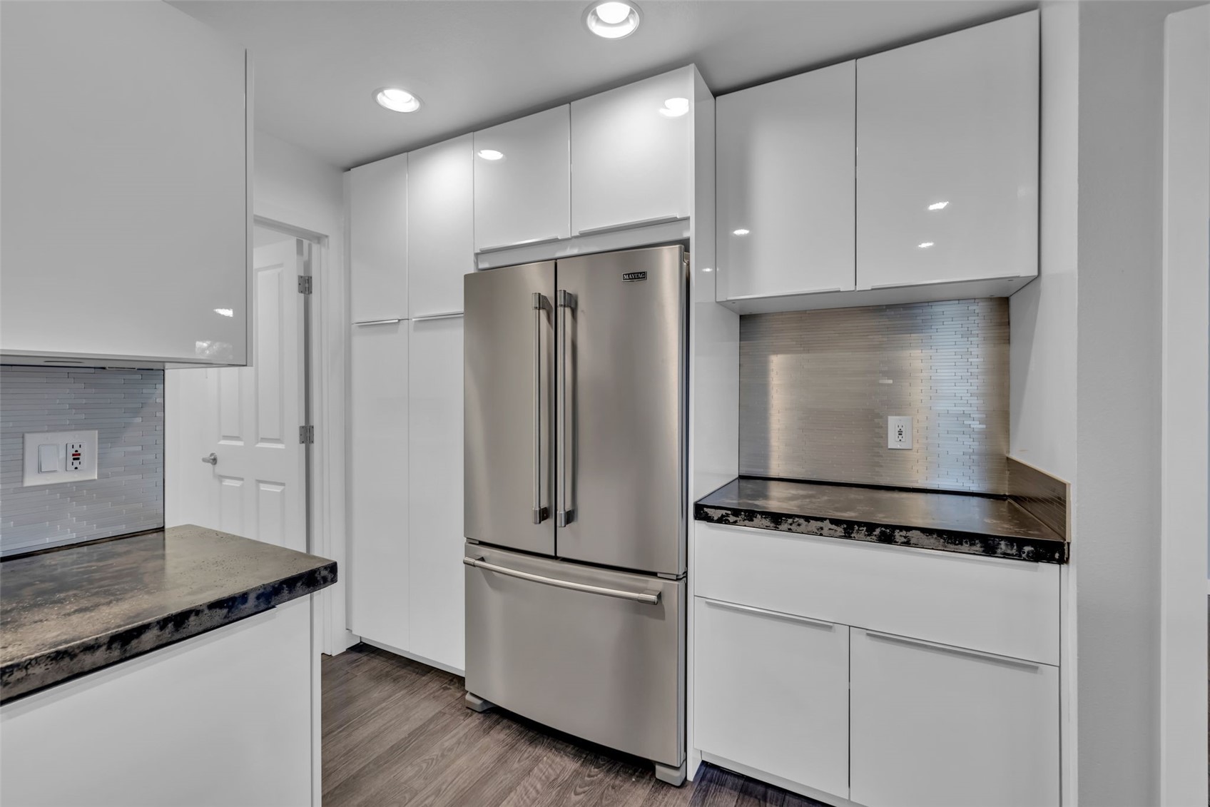 2210 Tolmie AVE #C1, Dupont, WA 98327