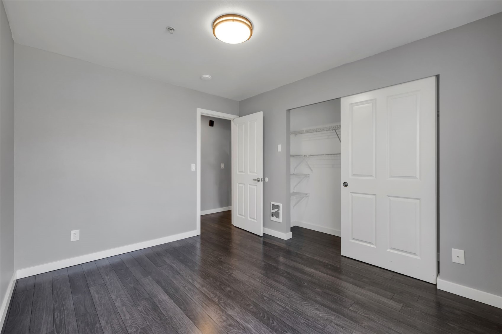 2210 Tolmie AVE #C1, Dupont, WA 98327