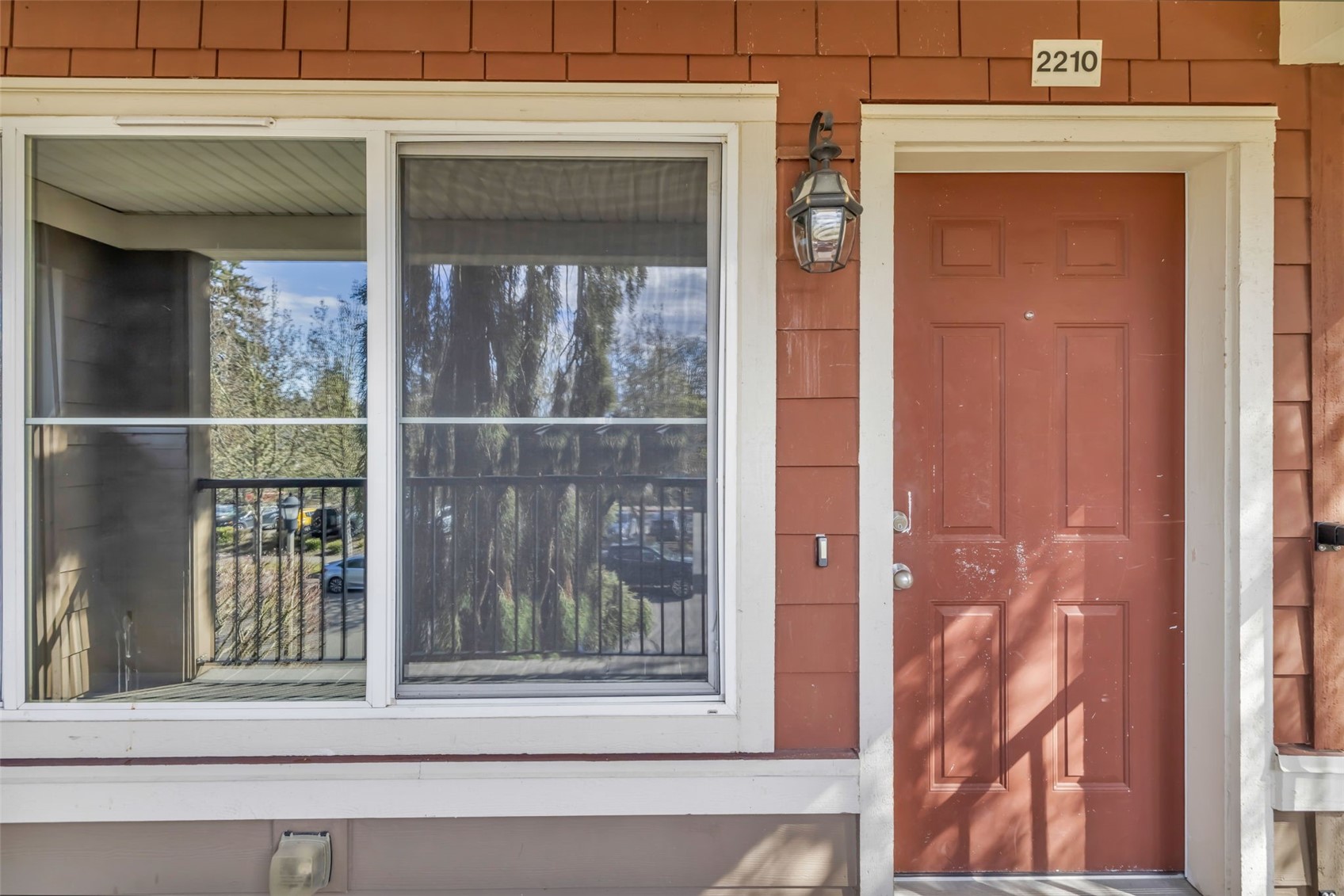 2210 Tolmie AVE #C1, Dupont, WA 98327