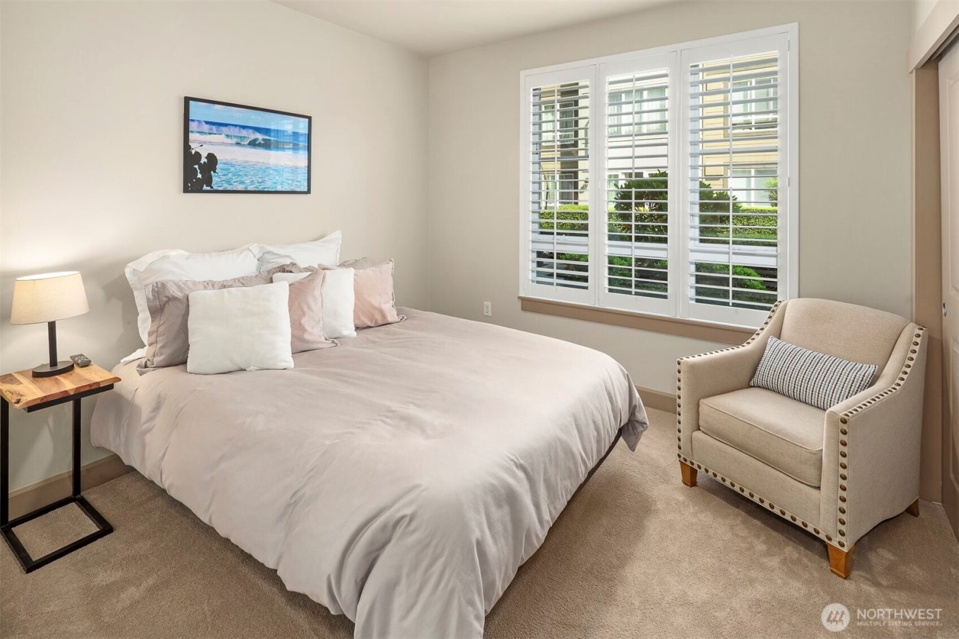 1840 25th Avenue NE #202, Issaquah, WA 98029