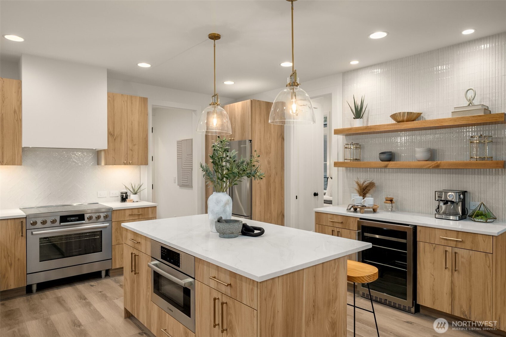 1860 1st Street , Kirkland, WA 98033