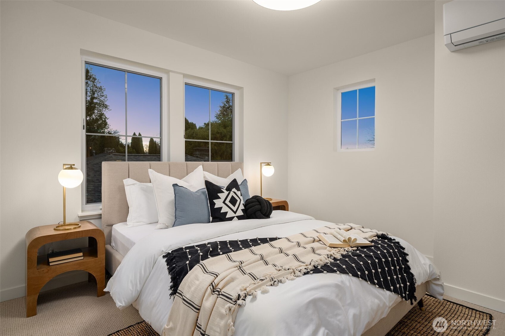 1860 1st Street , Kirkland, WA 98033