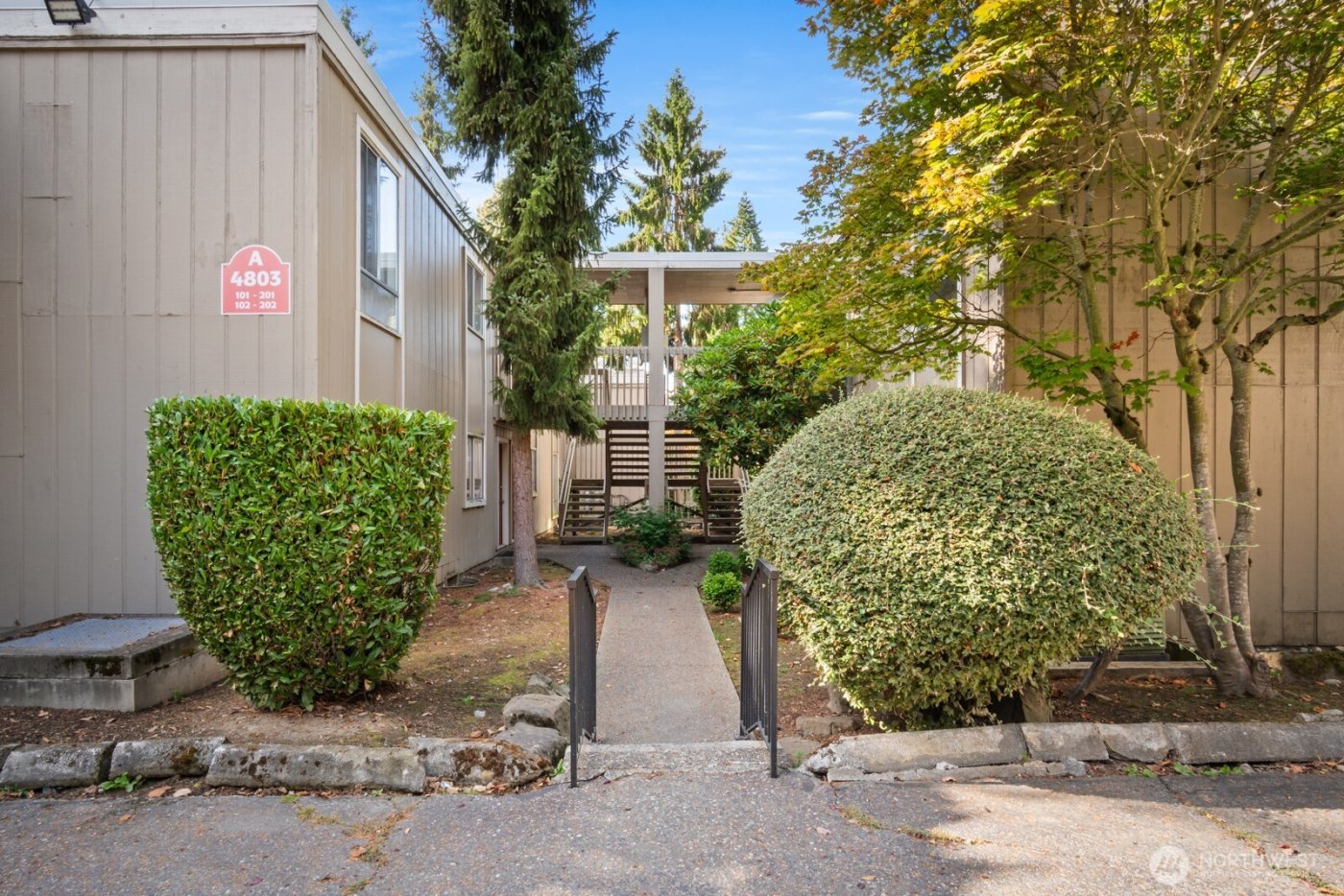 4803 180th Street SW #A-101, Lynnwood, WA 98037