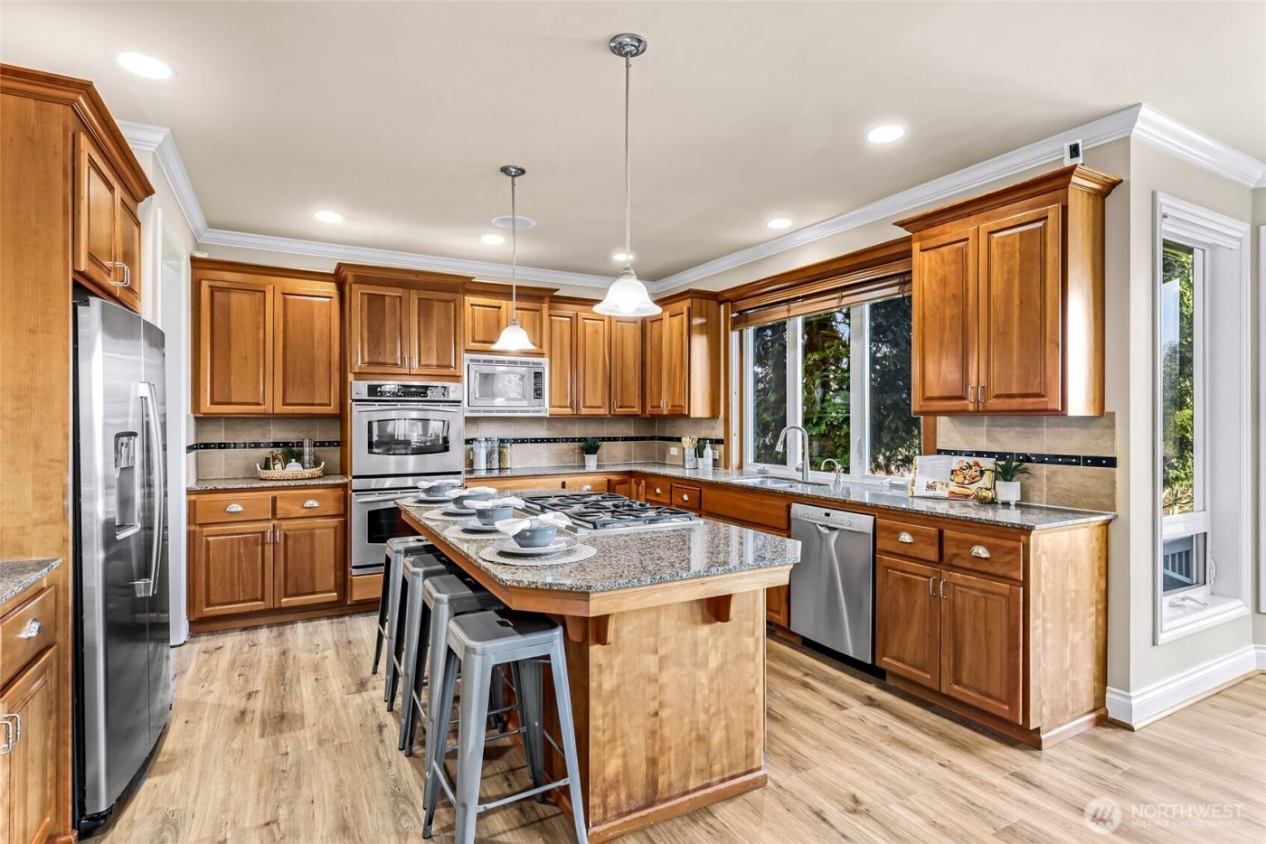 2302 277th Avenue SE, Sammamish, WA 98075