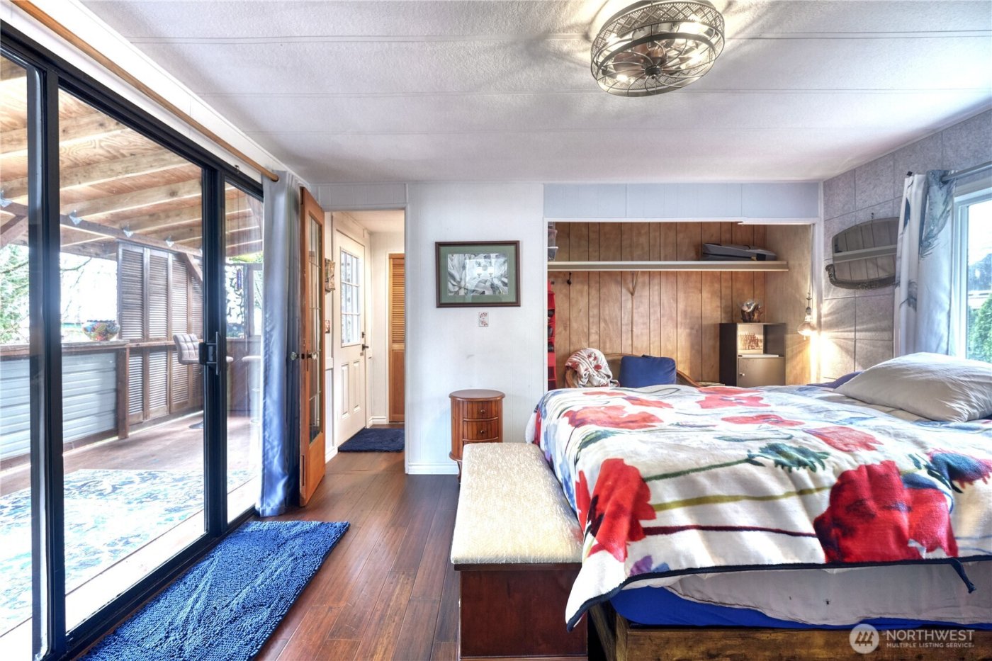 1555 Panorama Drive , Point Roberts, WA 98281