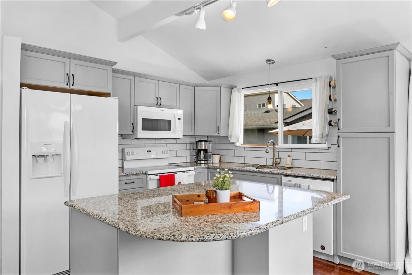 212 10th Street , Snohomish, WA 98290