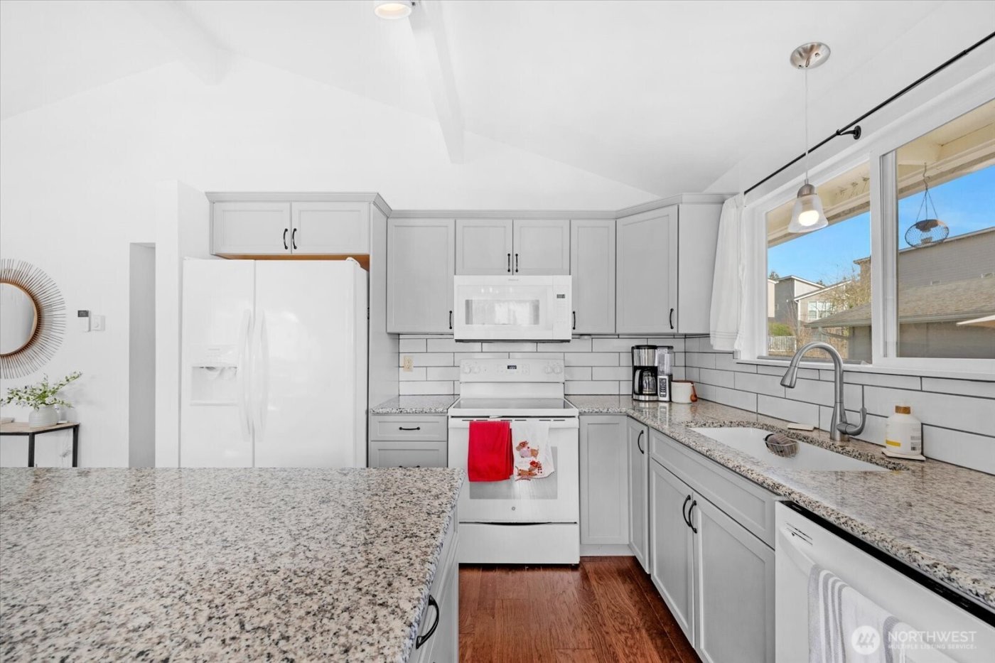 212 10th Street , Snohomish, WA 98290