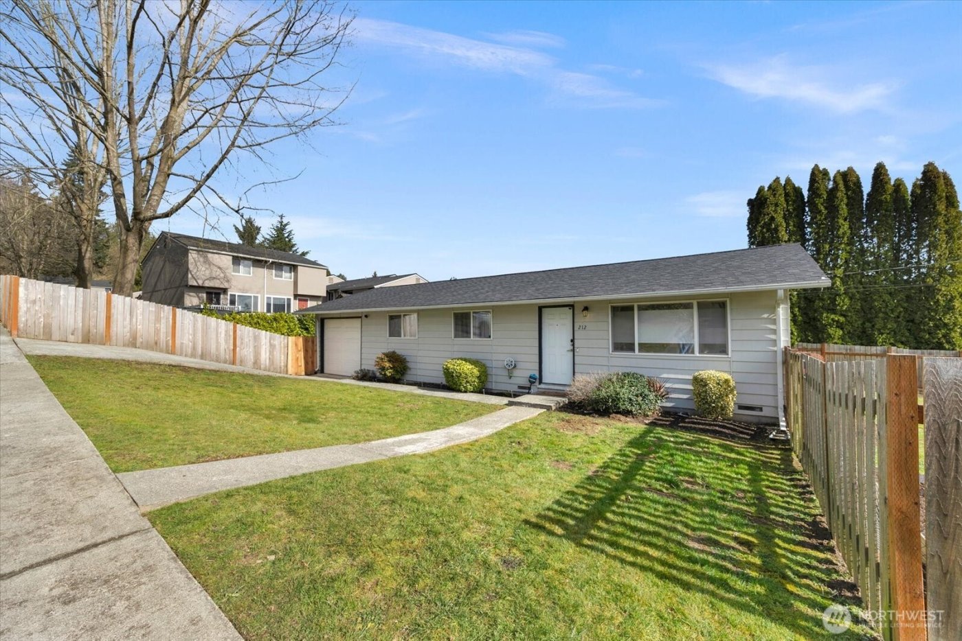 212 10th Street , Snohomish, WA 98290