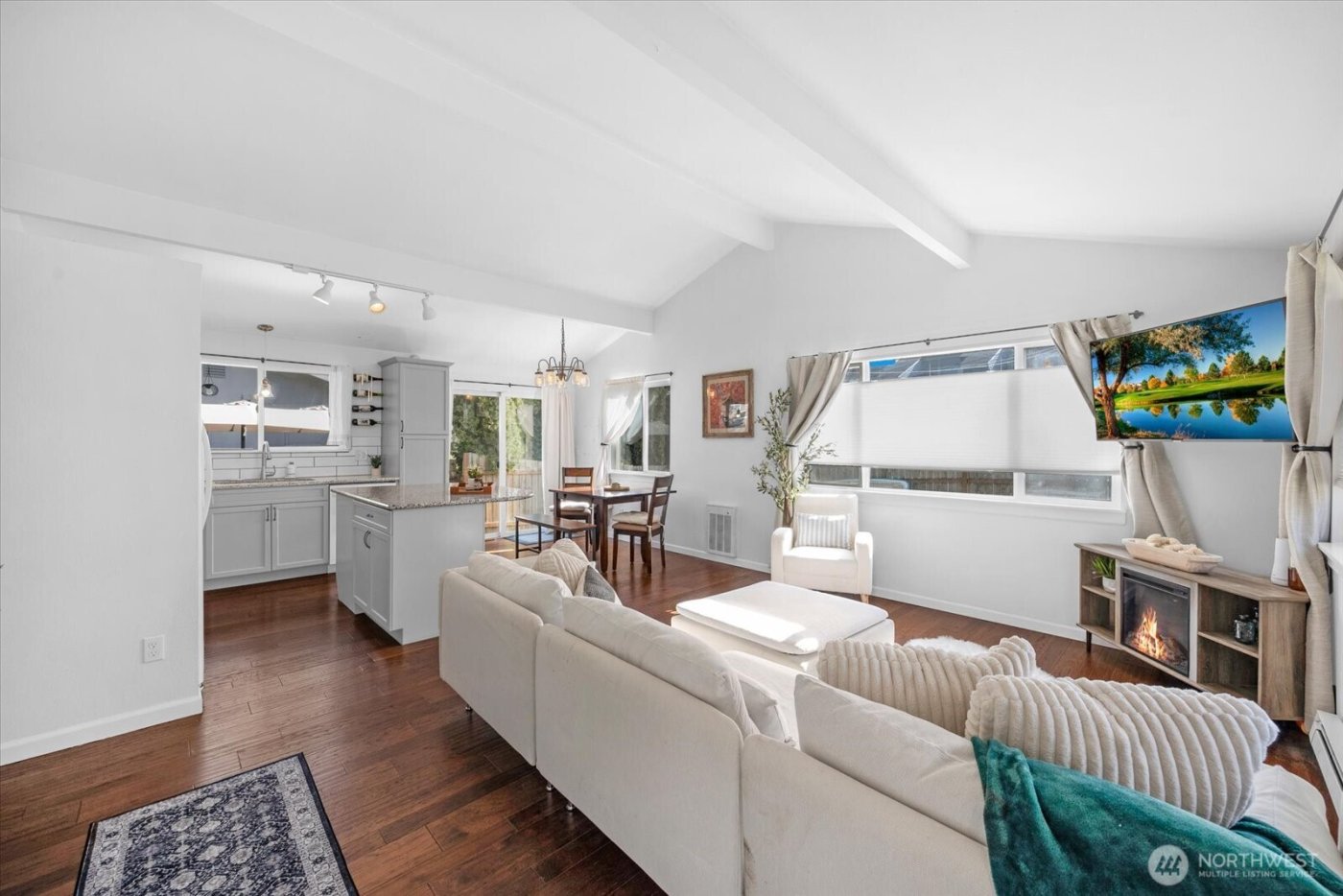 212 10th Street , Snohomish, WA 98290