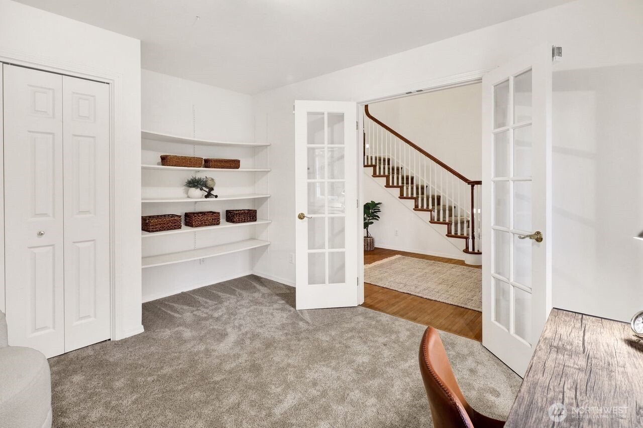 5242 Scarlett Way , Deming, WA 98244