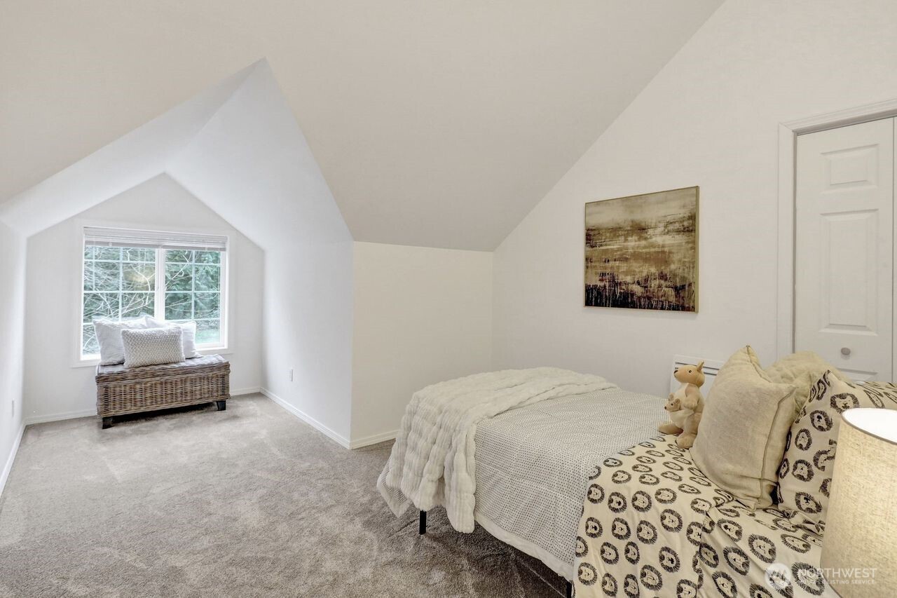 5242 Scarlett Way , Deming, WA 98244