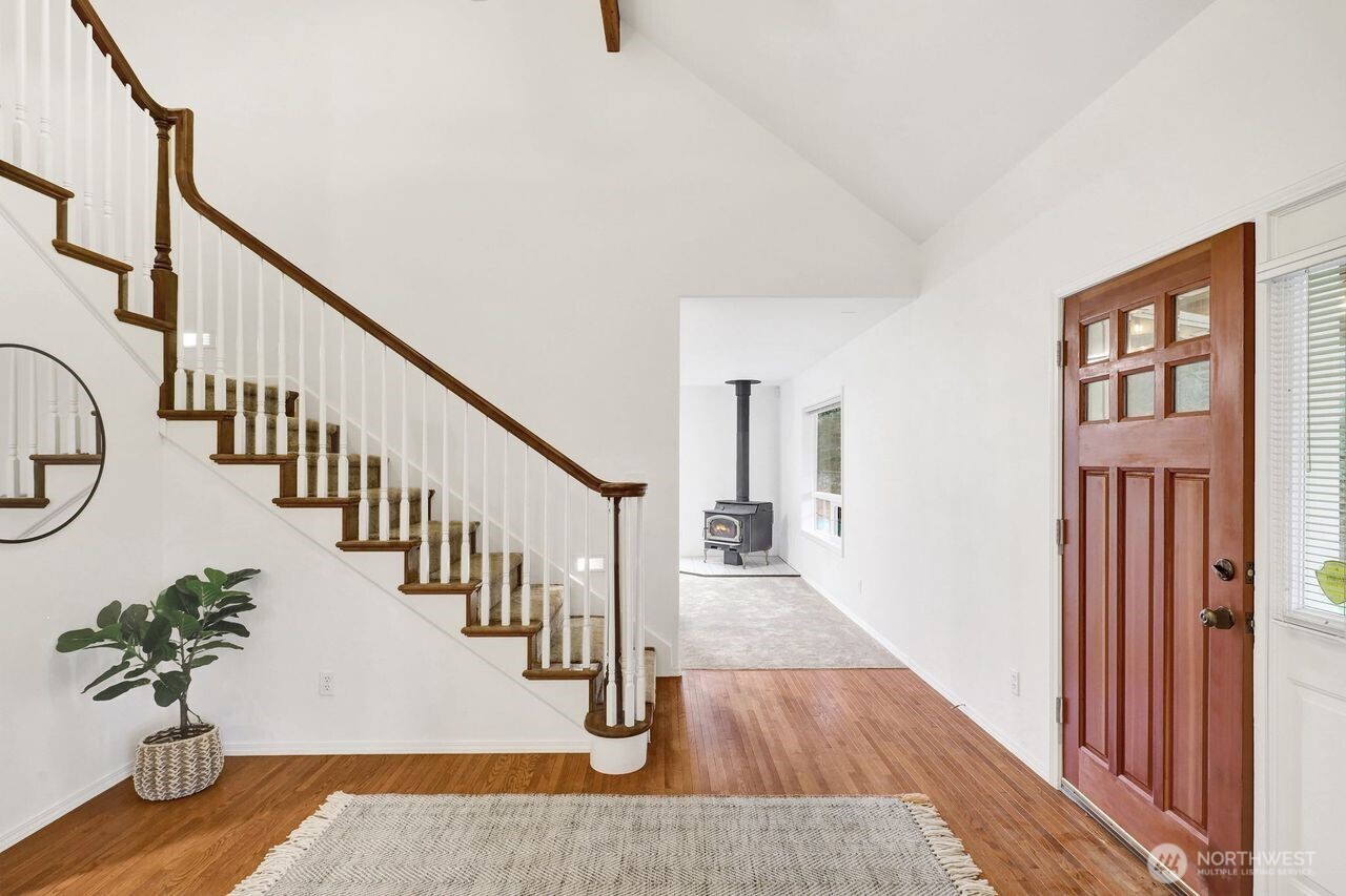 5242 Scarlett Way , Deming, WA 98244