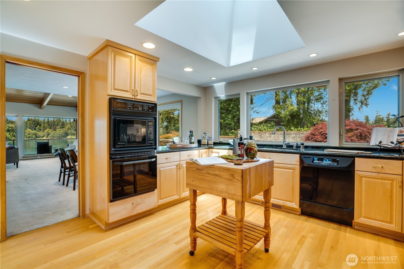 6638 Hilltop Lane , Lakewood, WA 98499