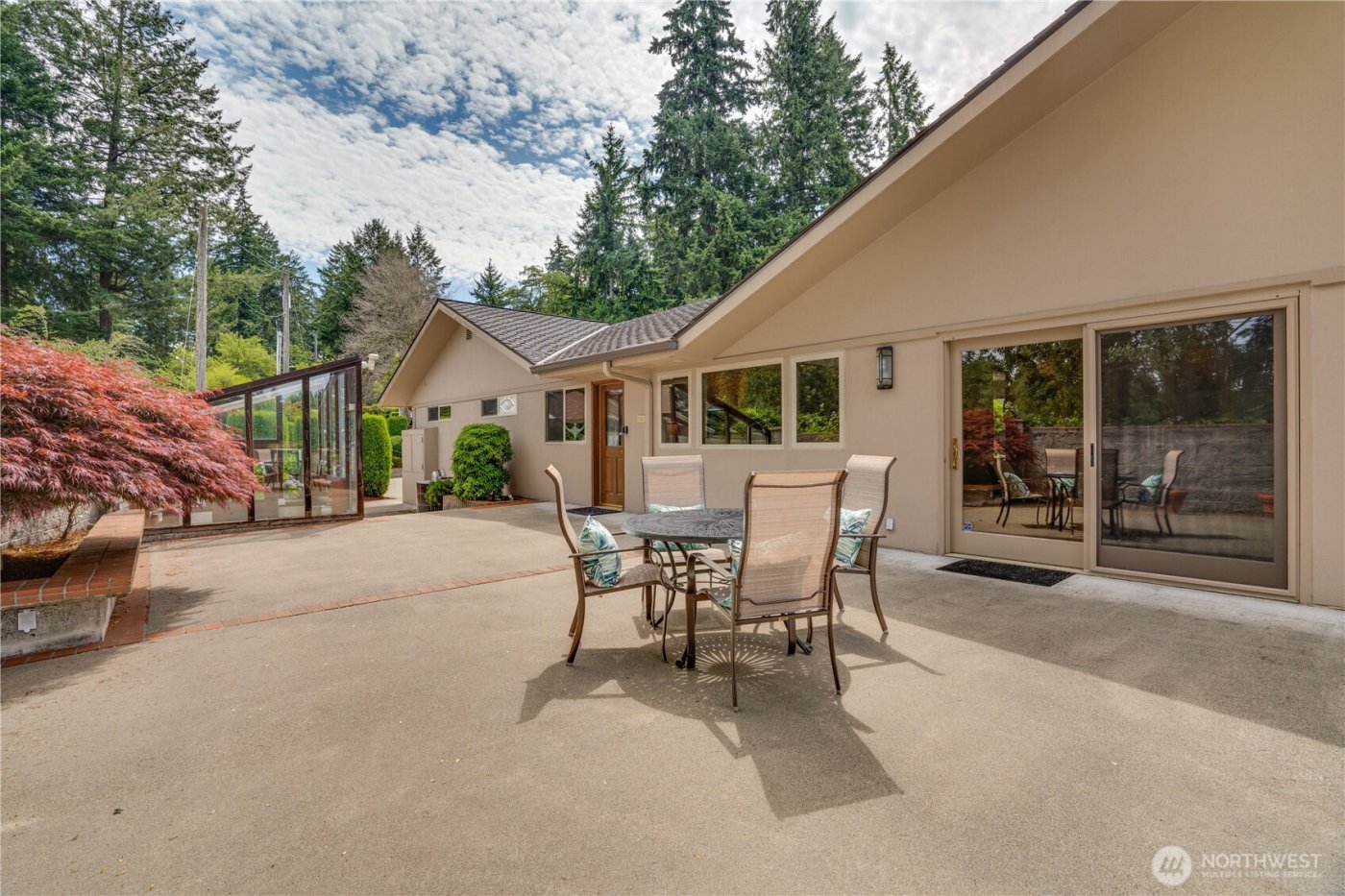 6638 Hilltop Lane , Lakewood, WA 98499