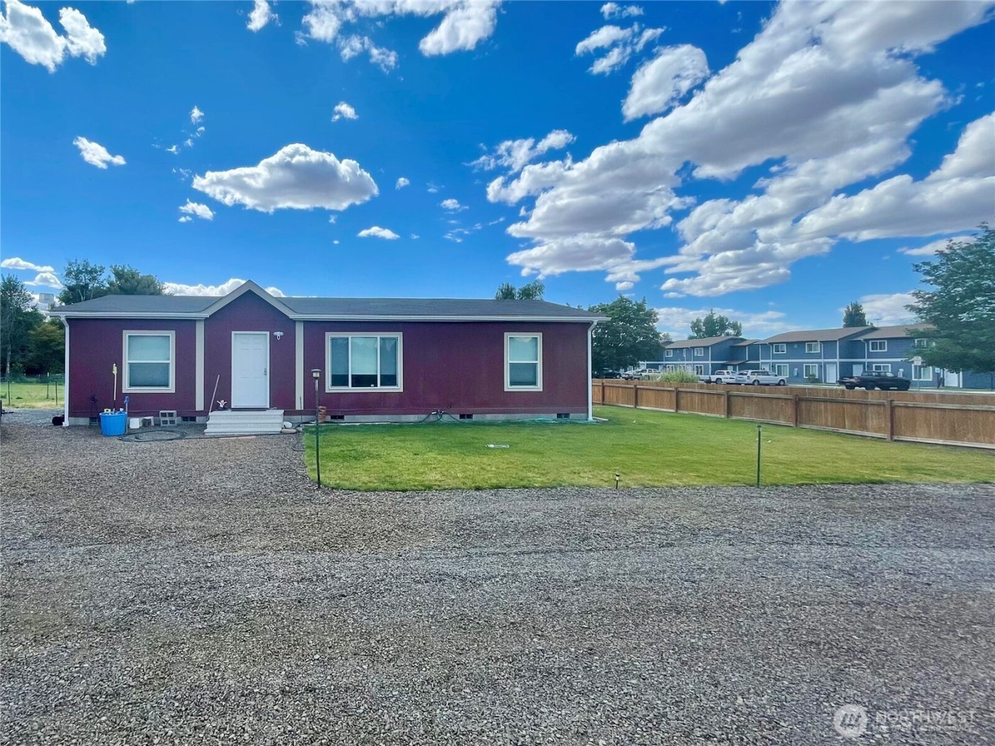 405 E Chelan Street , Coulee City, WA 99115