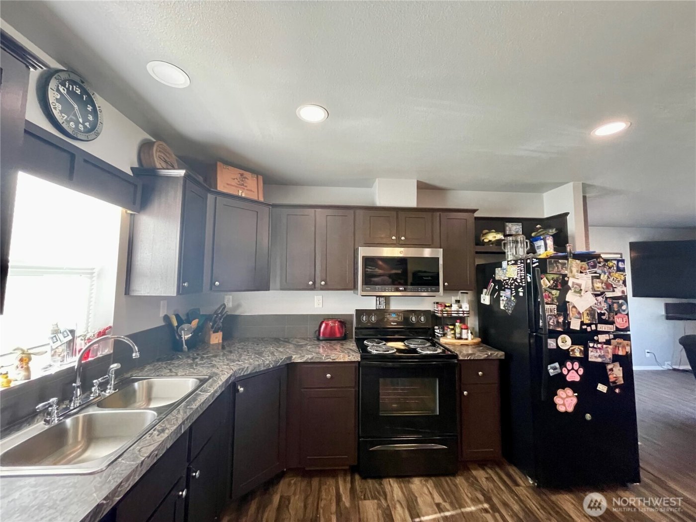 405 E Chelan Street , Coulee City, WA 99115