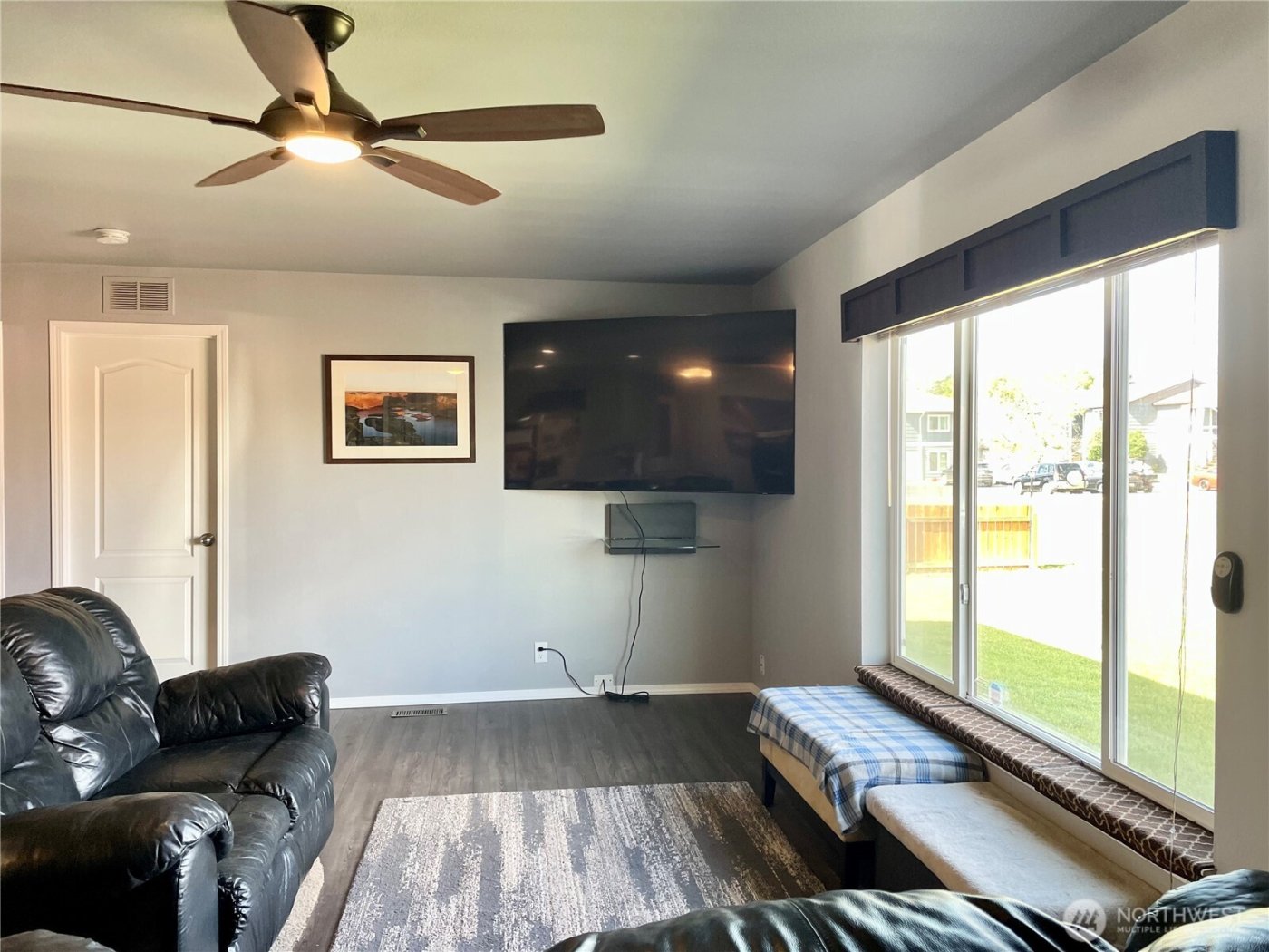 405 E Chelan Street , Coulee City, WA 99115