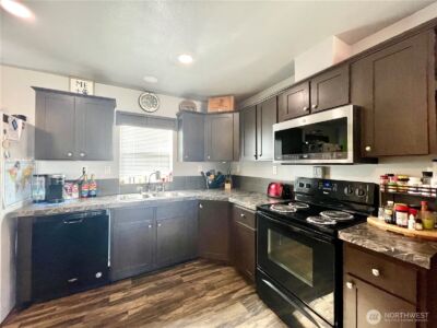 405 E Chelan Street , Coulee City, WA 99115 - Photo 8