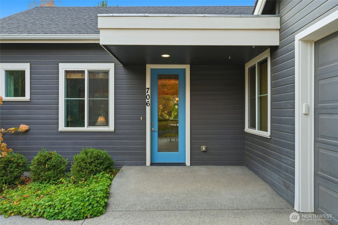 706 Nuthatch Drive , College Place, WA 99324