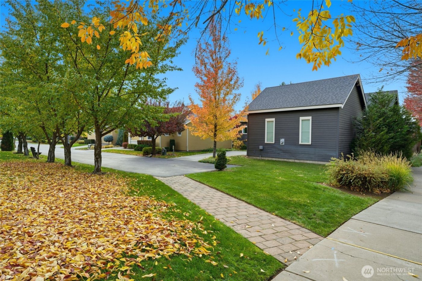 706 Nuthatch Drive , College Place, WA 99324