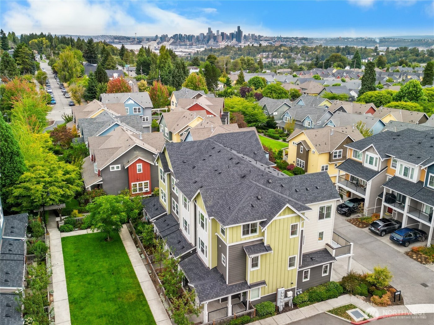 3280 SW Graham Street #601, Seattle, WA 98126