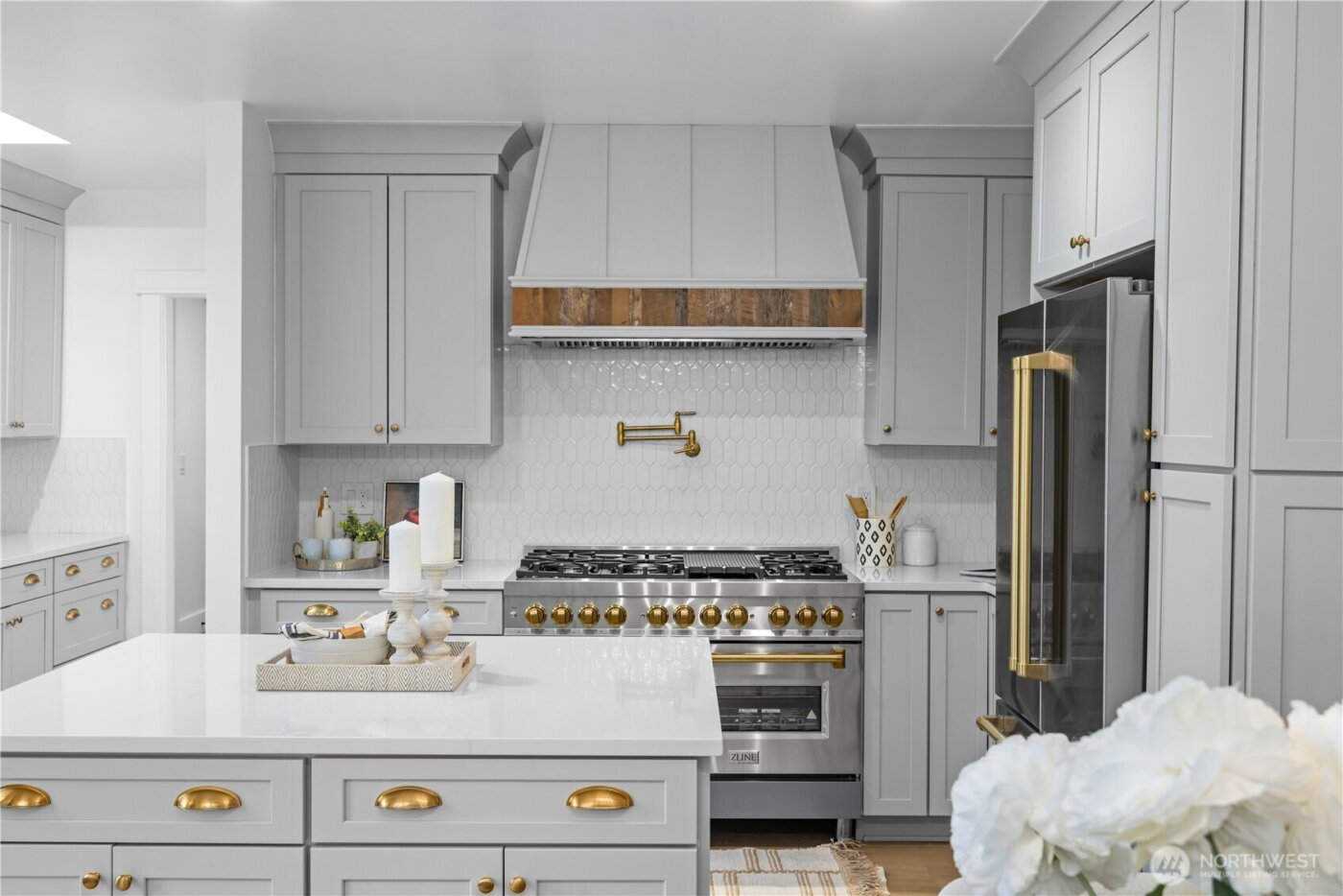 1014 4th Avenue N, Seattle, WA 98109