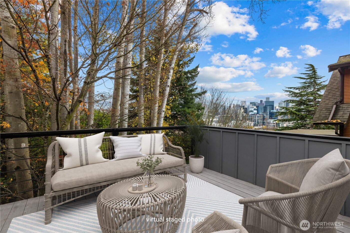 1014 4th Avenue N, Seattle, WA 98109