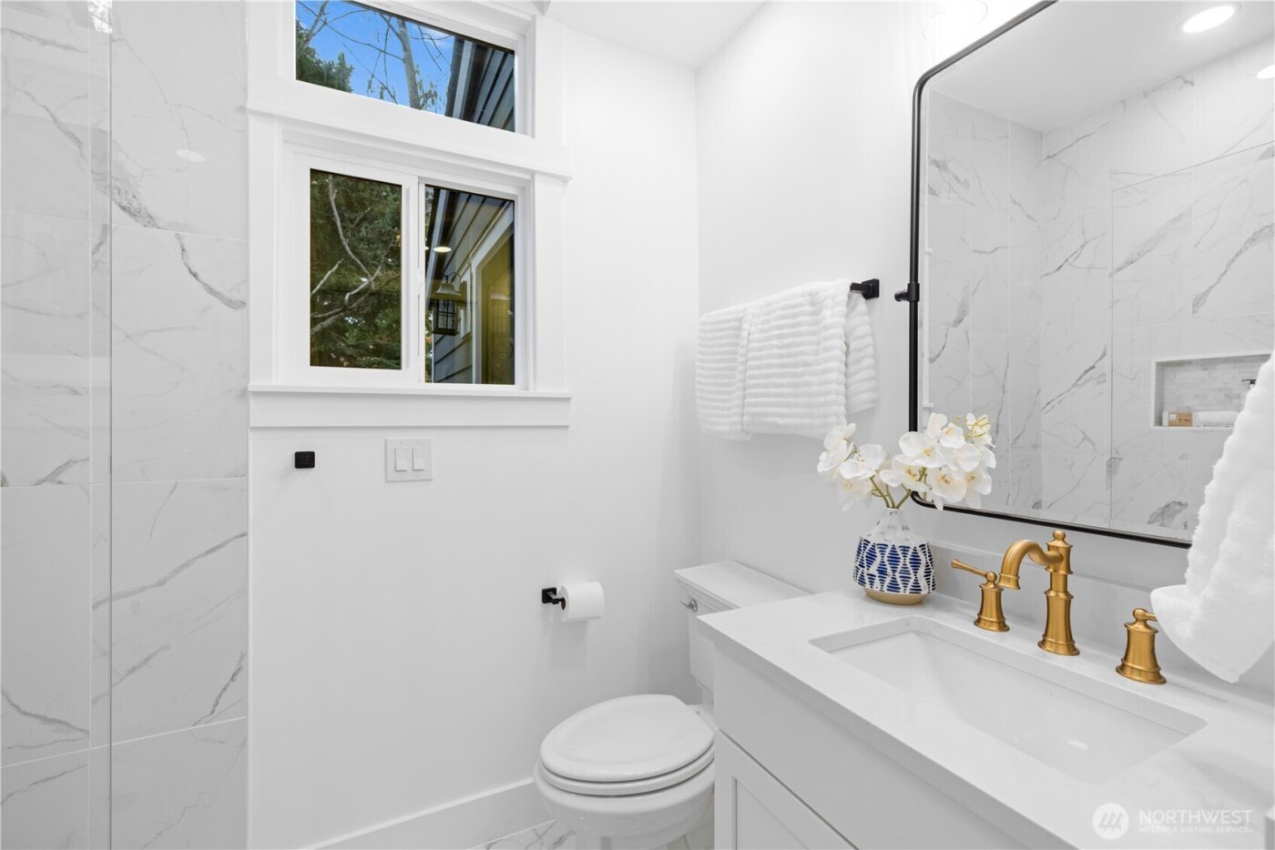 1014 4th Avenue N, Seattle, WA 98109