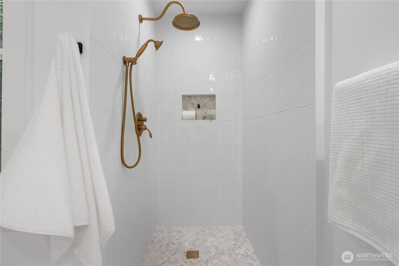 1014 4th Avenue N, Seattle, WA 98109