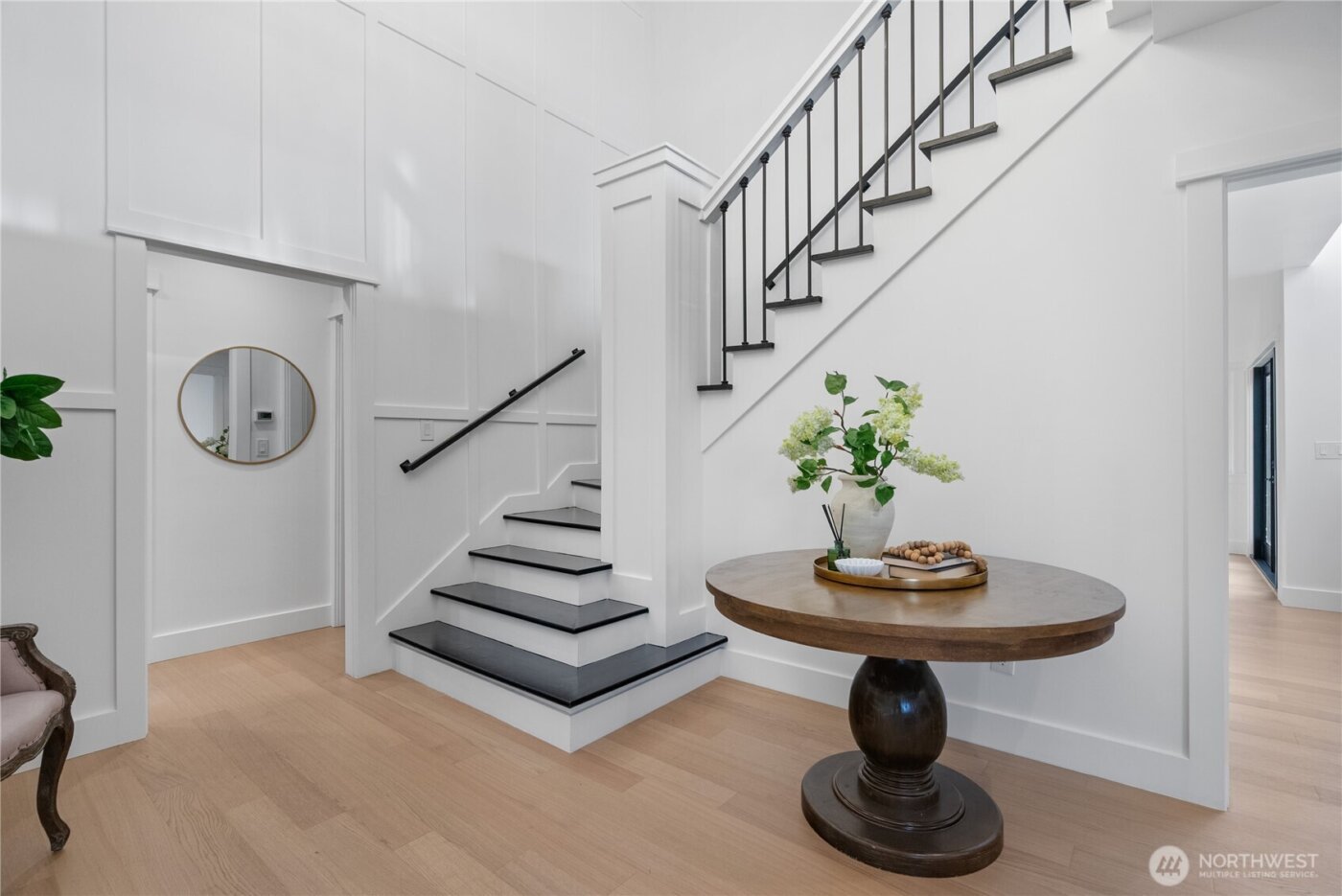 1014 4th Avenue N, Seattle, WA 98109