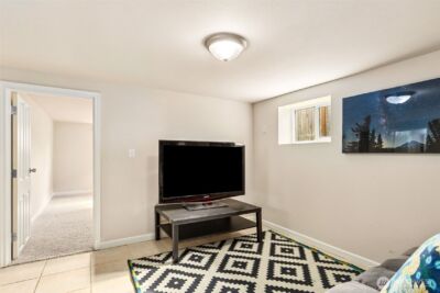 7755 29th Avenue NW, Seattle, WA 98117 - Photo 20