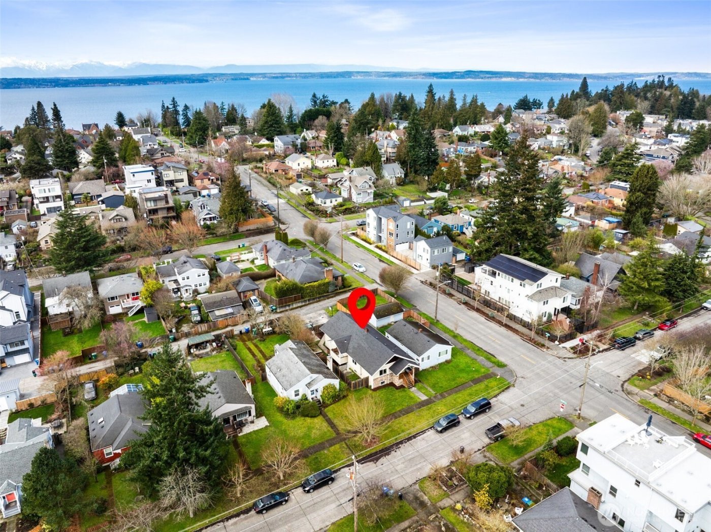 7755 29th Avenue NW, Seattle, WA 98117