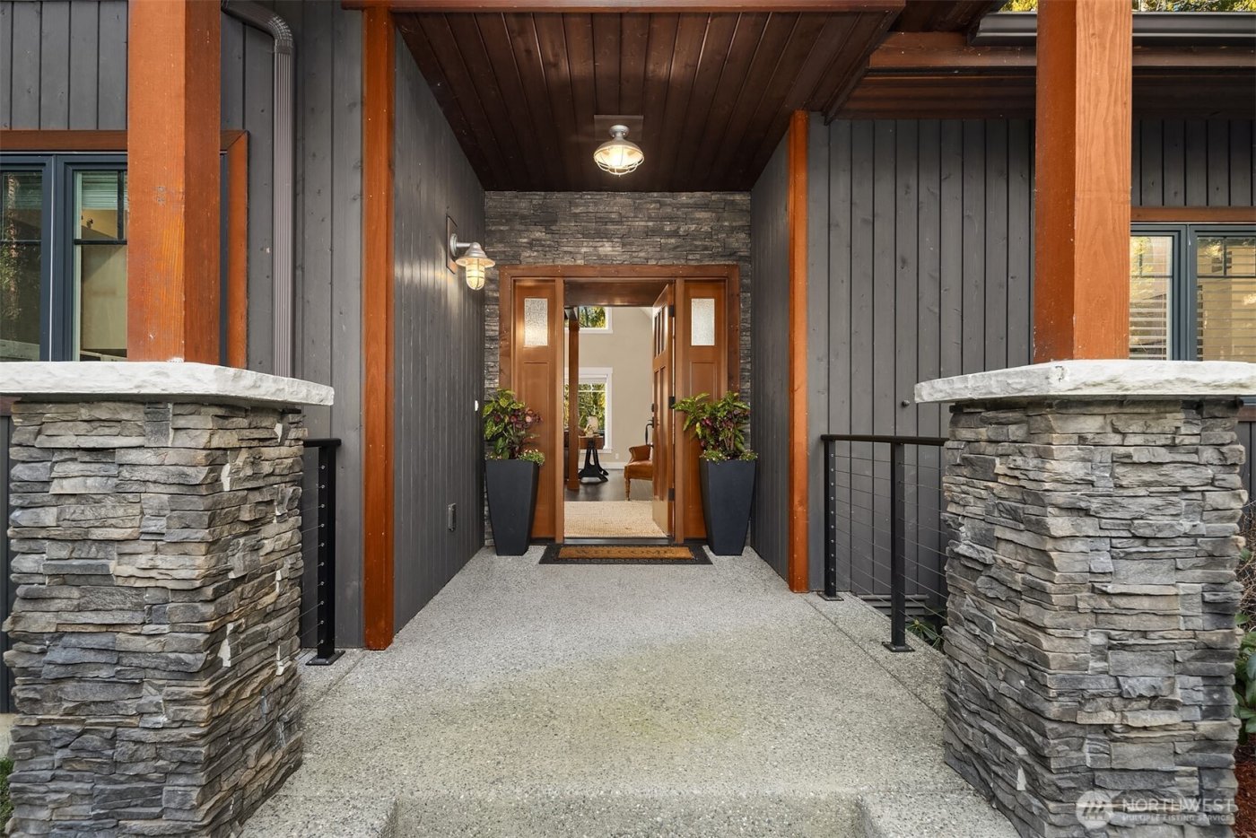 7315 Moon Valley Rd SE, North Bend, WA 98045