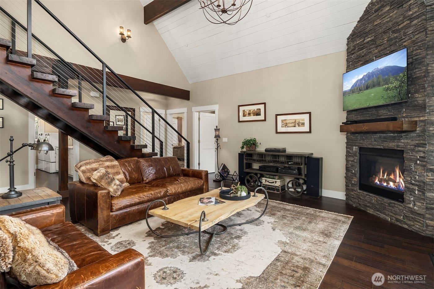 7315 Moon Valley Rd SE, North Bend, WA 98045