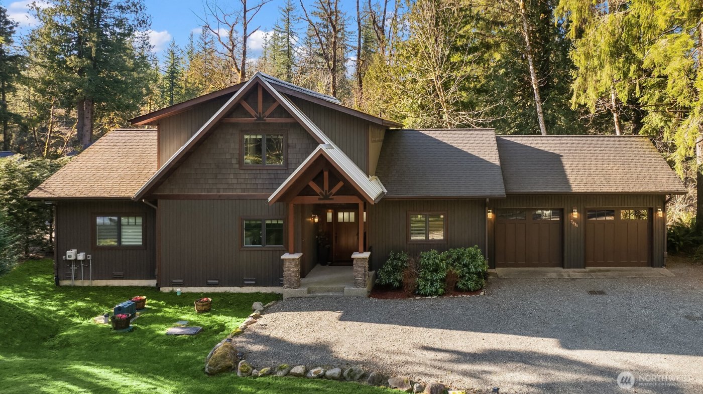 7315 Moon Valley Rd SE, North Bend, WA 98045