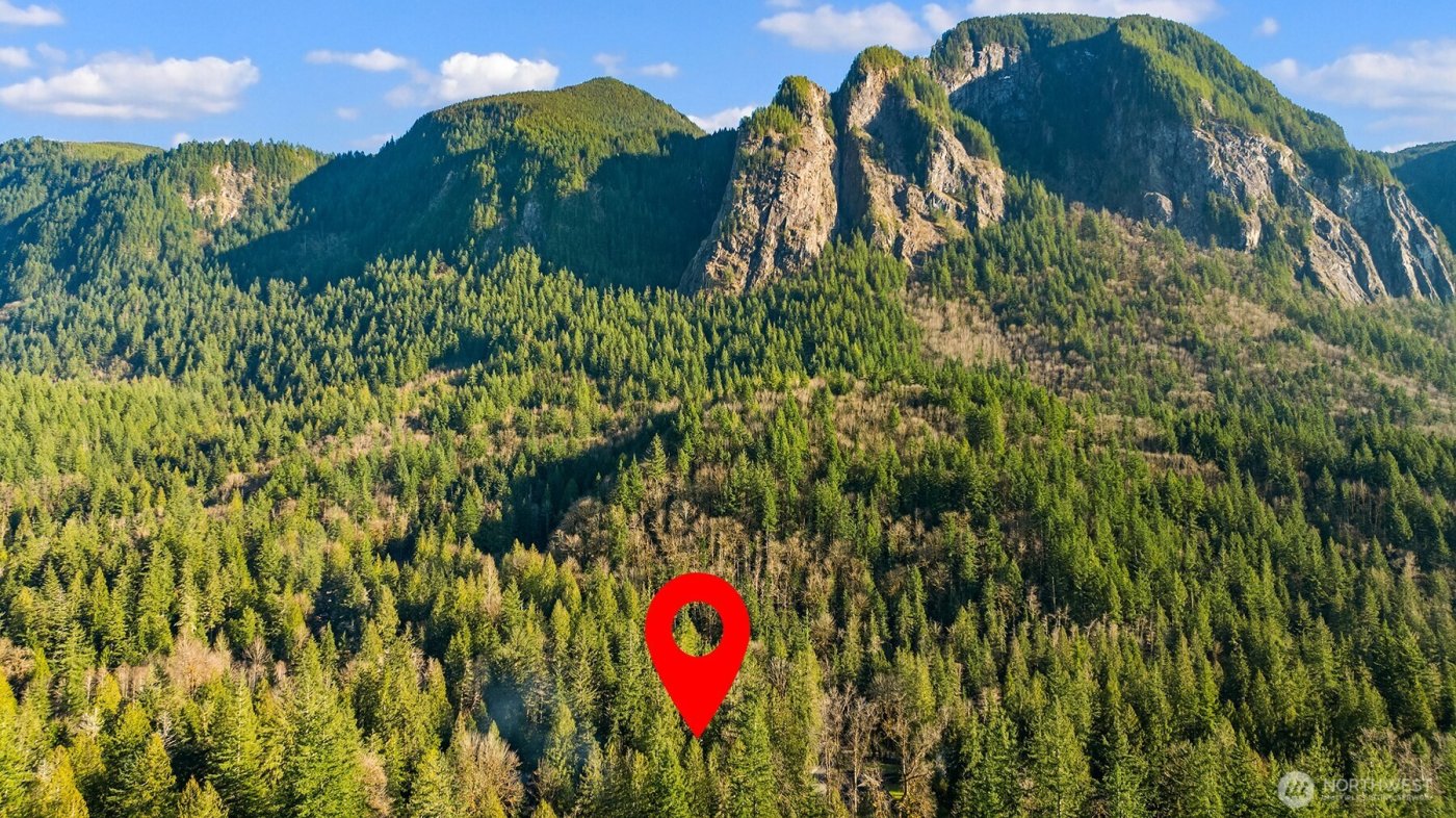 7315 Moon Valley Rd SE, North Bend, WA 98045