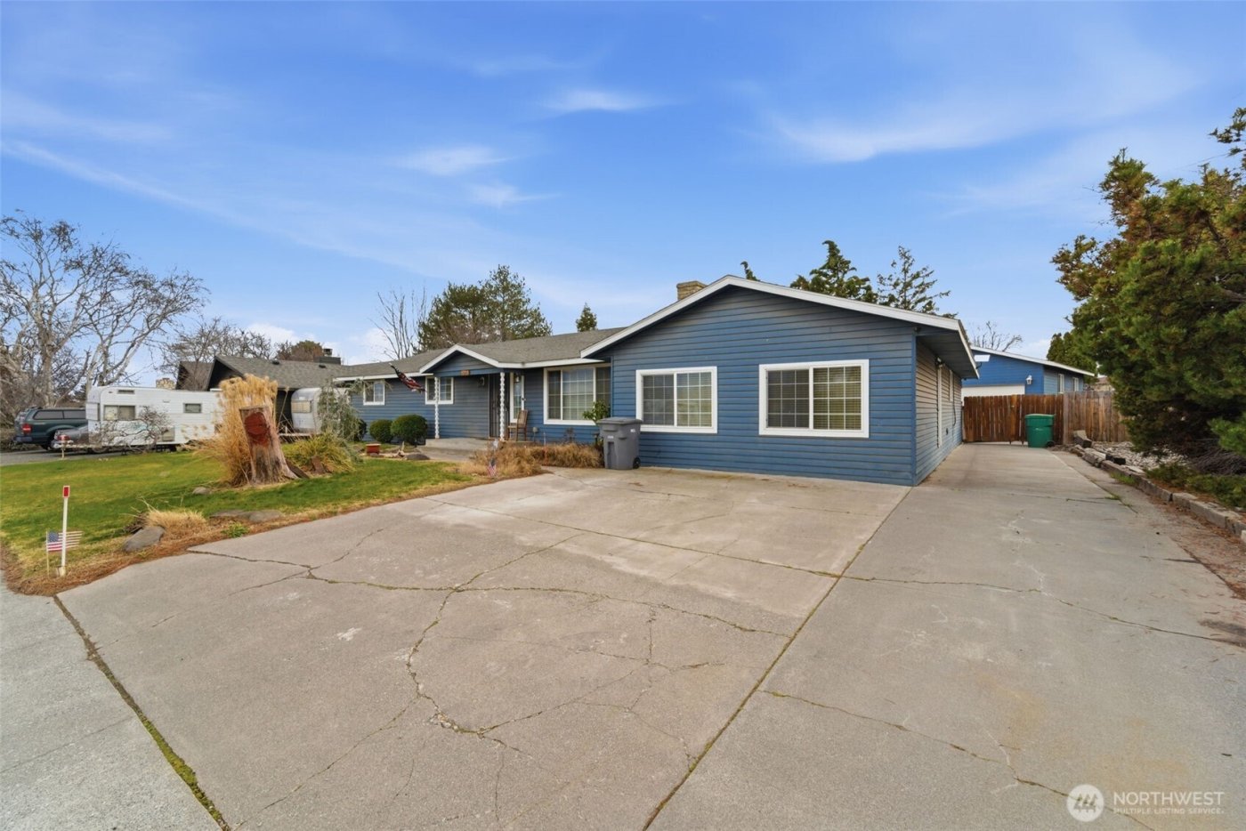 1711 W 15th Avenue , Kennewick, WA 99337