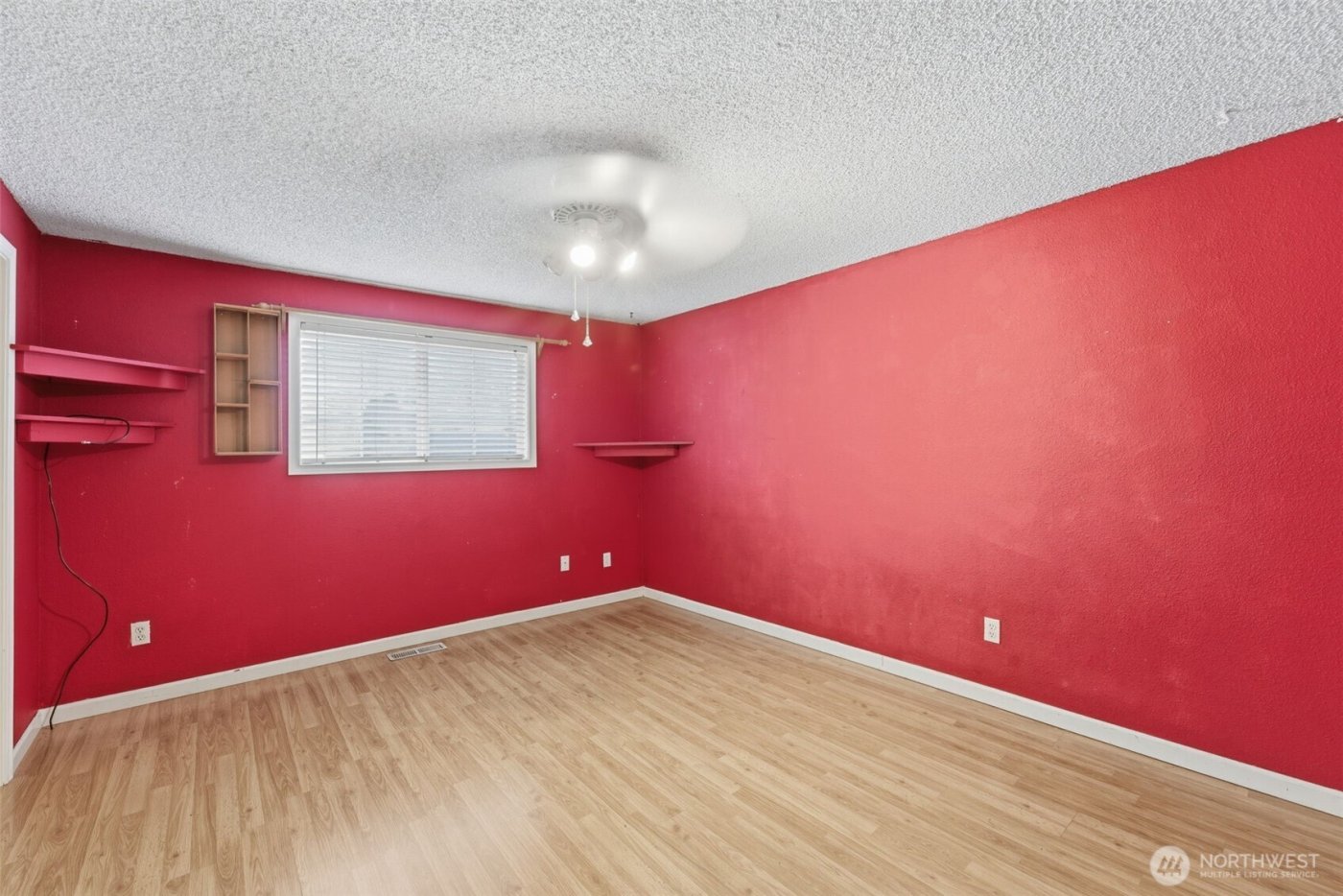 1711 W 15th Avenue , Kennewick, WA 99337