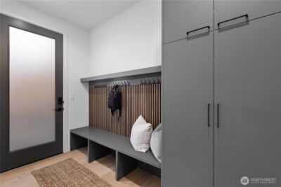 2558 30th Avenue W #1, Seattle, WA 98199 - Photo 15