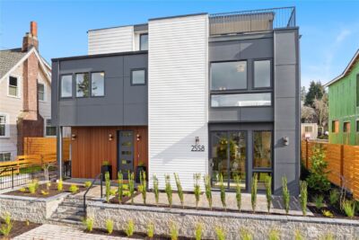 2558 30th Avenue W #1, Seattle, WA 98199 - Photo 2