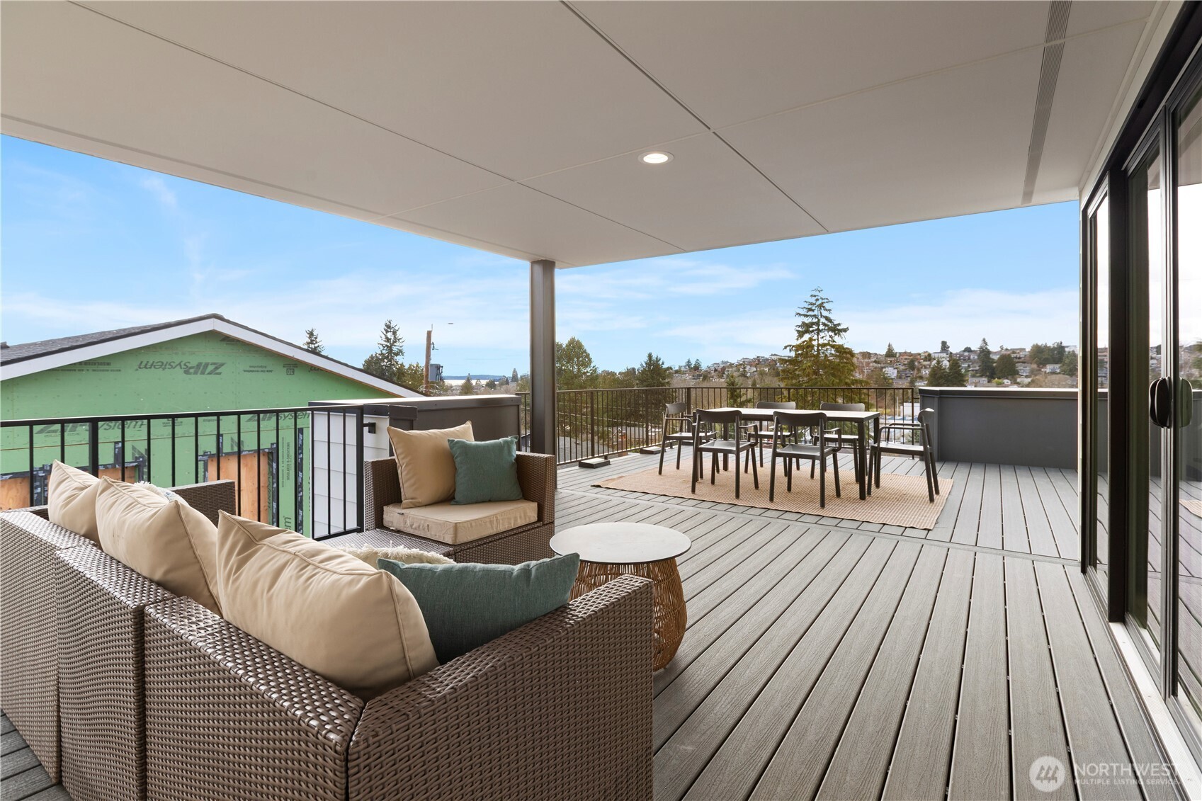 2558 30th Avenue W #1, Seattle, WA 98199