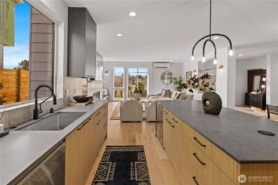 2558 30th Avenue W #1, Seattle, WA 98199 - Photo 9